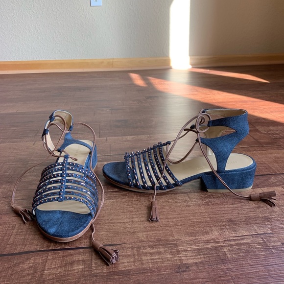 Stuart Weitzman denim/leather 11M gladiator sandal